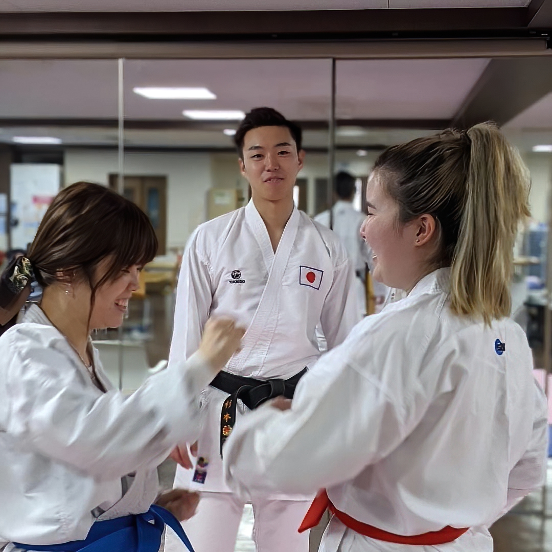 Kyoto Japanese Language School JaLS karate lesson group activity